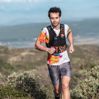 Trail running backpack - Black & Orange