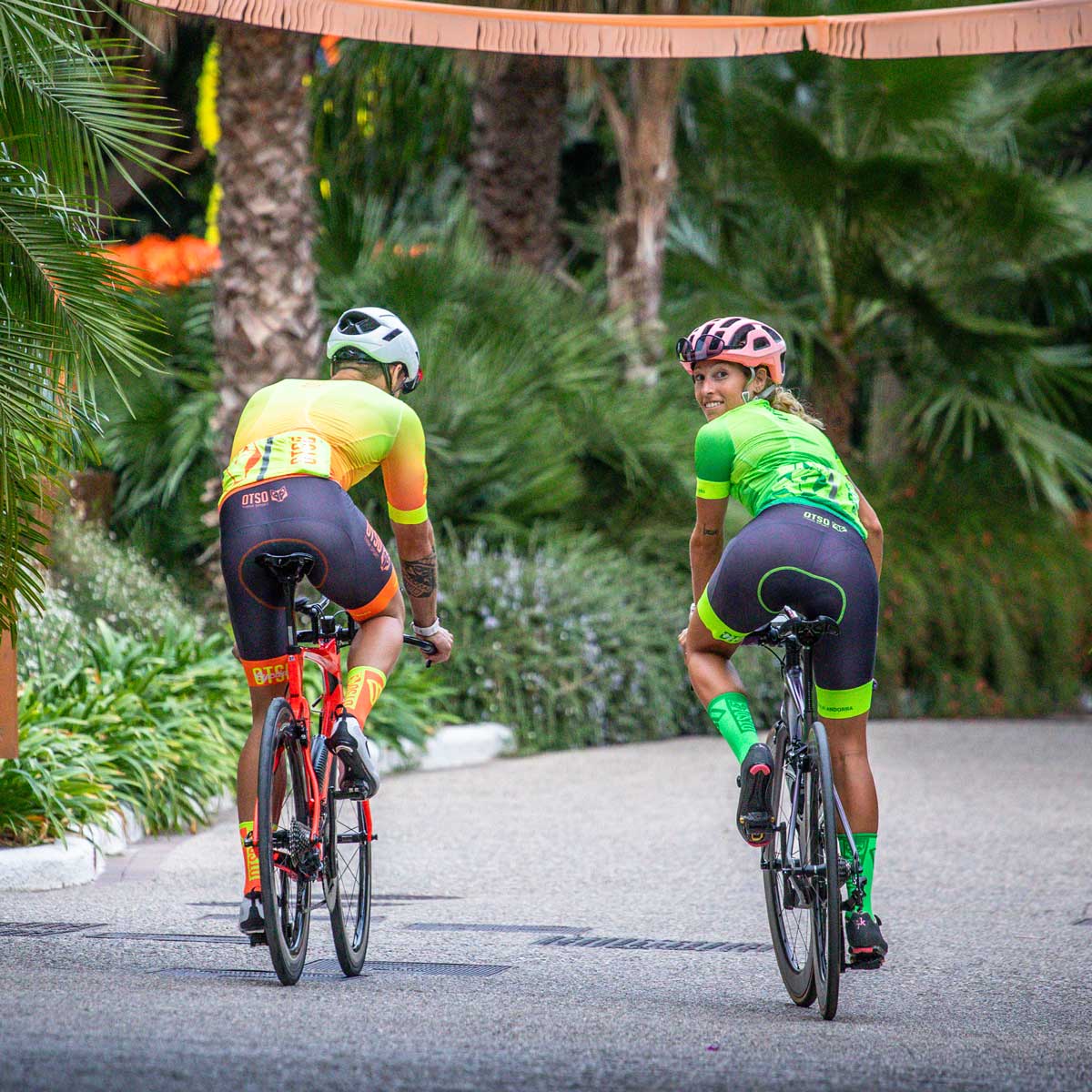 Calcetines de Ciclismo High Cut - Fluo Green